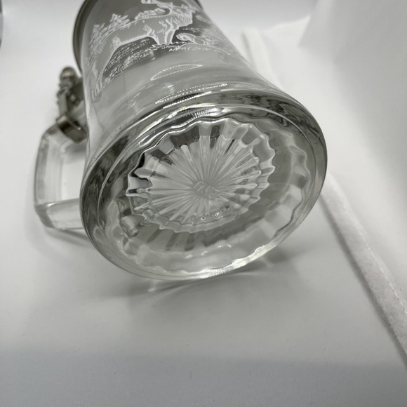Nature Themed Beer Stein Made In Italy Pewter Lid Wildlife Scene 2 Lbs Weight‎ - Picture 8 of 8